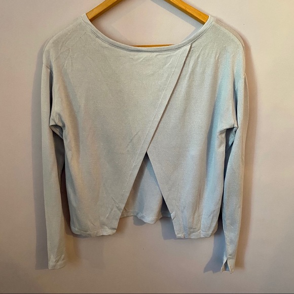 GARAGE open back light blue shirt - Picture 2 of 2